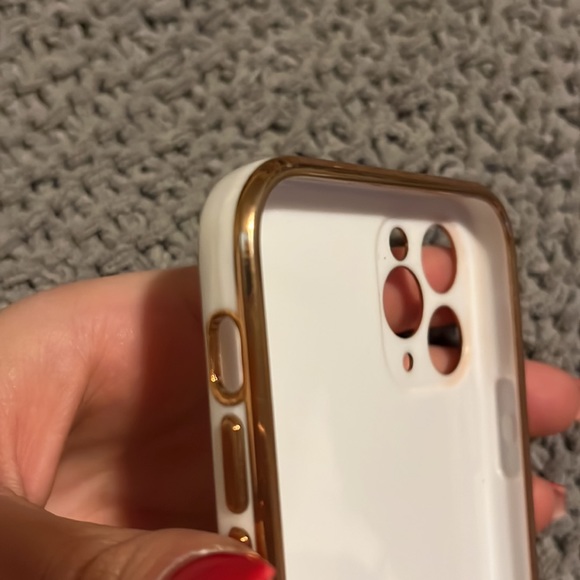 iPhone 11 Pro Phone Case Bundle - Picture 11 of 16